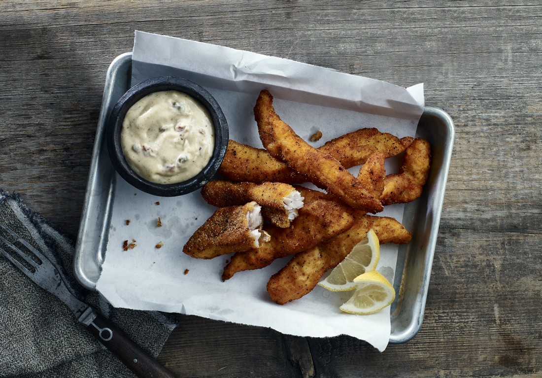 Seafood - Famous Dave's Chicago - catfish_app