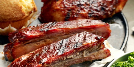 Barbecue Restaurant Near North Riverside IL - Famous Dave's - lunches