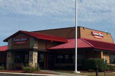 Famous Dave's BBQ Restaurant Exterior